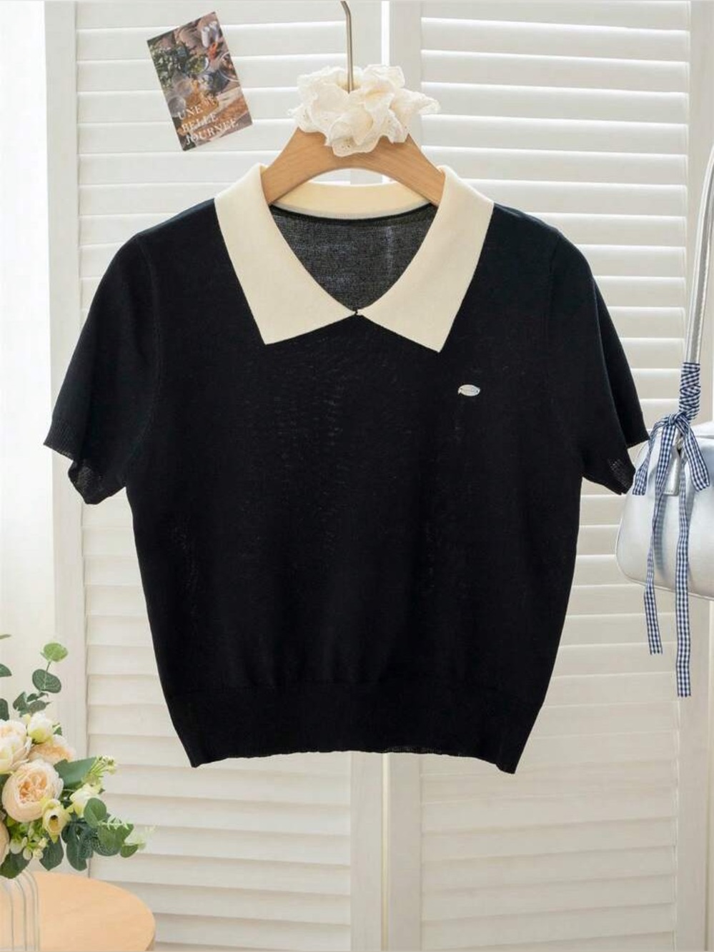 Black Knit Short-Sleeve Top with Cream Collar